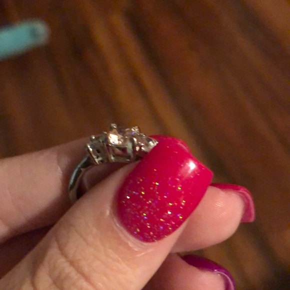 Ring - Picture 3 of 3